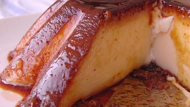 can cats eat flan