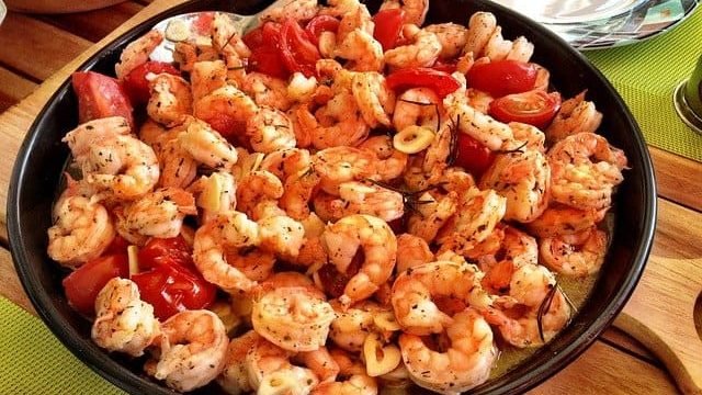 can cats eat shrimp shells