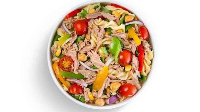 can cats eat tuna in oil