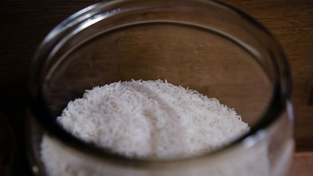 can cats drink rice milk